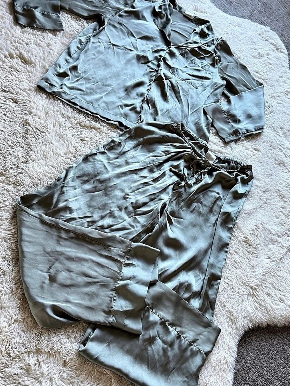 H&Medium Satin Pyjamas Satin Pajama Set Green Medium